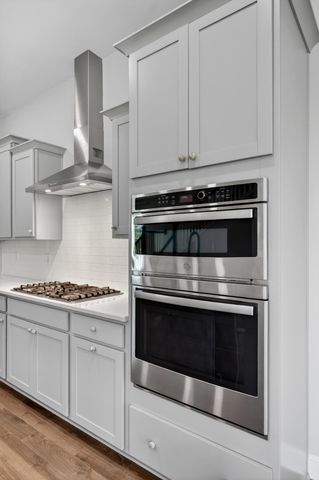 202 Narrowleaf Avenue, Summerville, SC 29485
