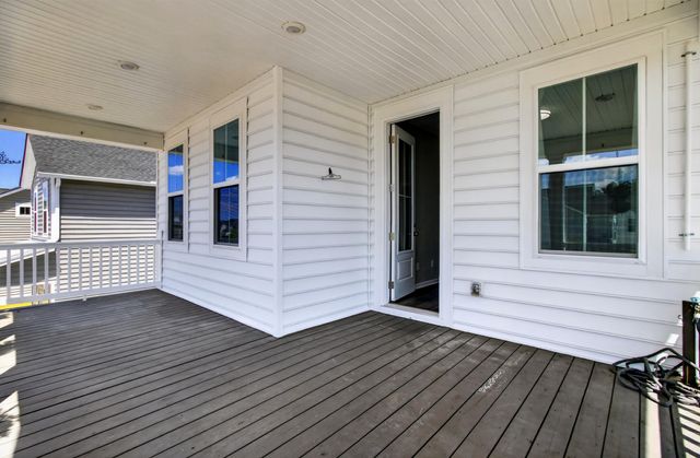 202 Narrowleaf Avenue, Summerville, SC 29485