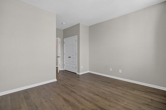 202 Narrowleaf Avenue, Summerville, SC 29485