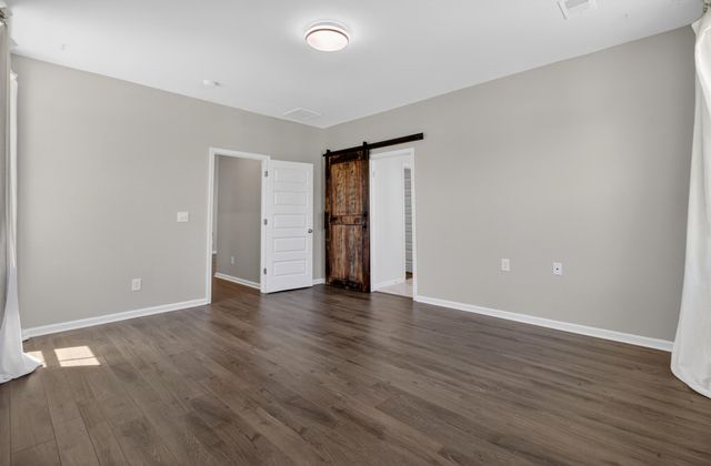 202 Narrowleaf Avenue, Summerville, SC 29485