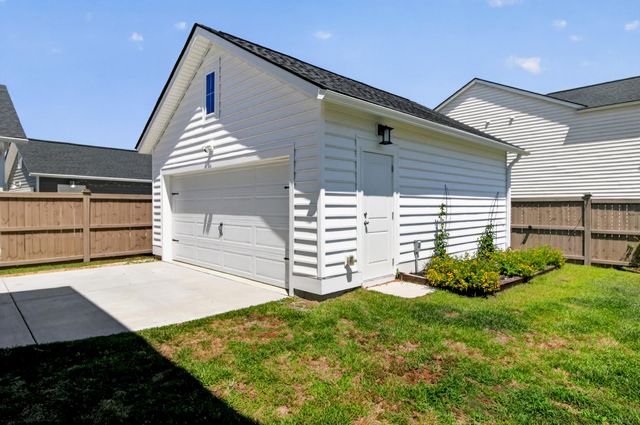 202 Narrowleaf Avenue, Summerville, SC 29485