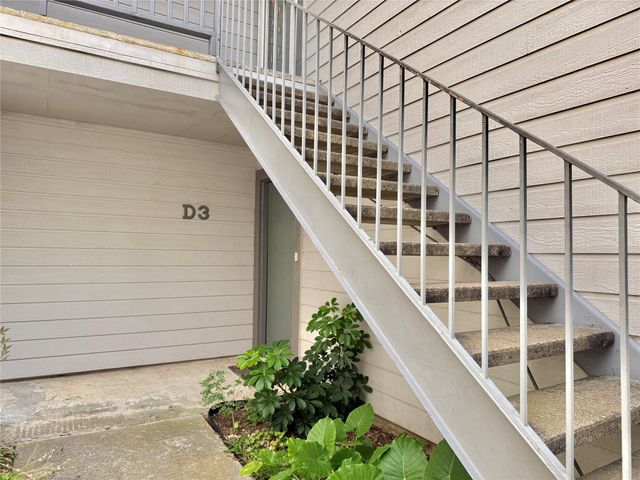 3220 69th Street D3, Galveston, TX 77551