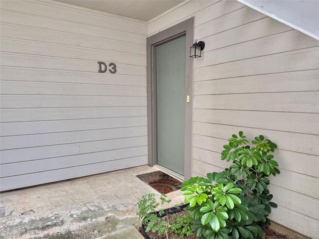 3220 69th Street D3, Galveston, TX 77551