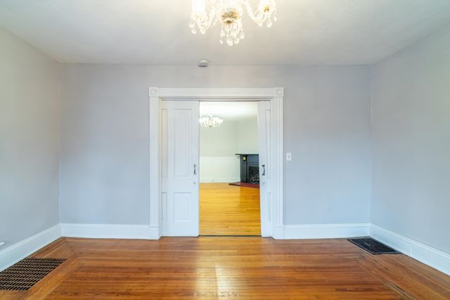 901 W Wayne St Apt 3, Fort Wayne, IN 46802