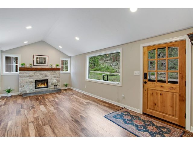 232 Fox Creek Rd, Glen Haven, CO 80532