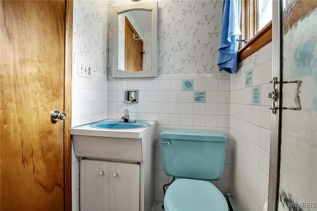 3985 Clinton Street, West Seneca, NY 14224