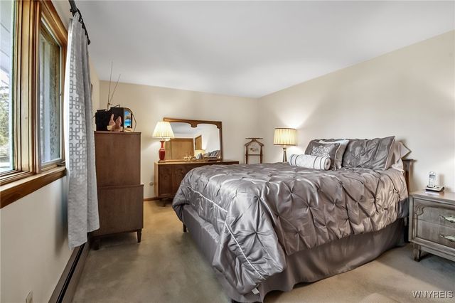 3985 Clinton Street, West Seneca, NY 14224