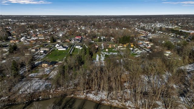 3985 Clinton Street, West Seneca, NY 14224