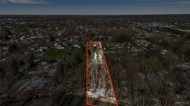 3985 Clinton Street, West Seneca, NY 14224