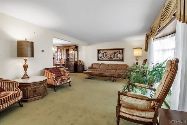 3985 Clinton Street, West Seneca, NY 14224