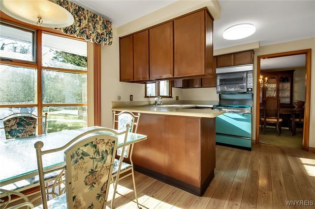 3985 Clinton Street, West Seneca, NY 14224