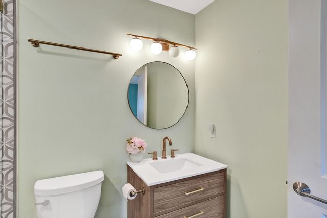 320 SE 5th Avenue, Pompano Beach, FL 33060