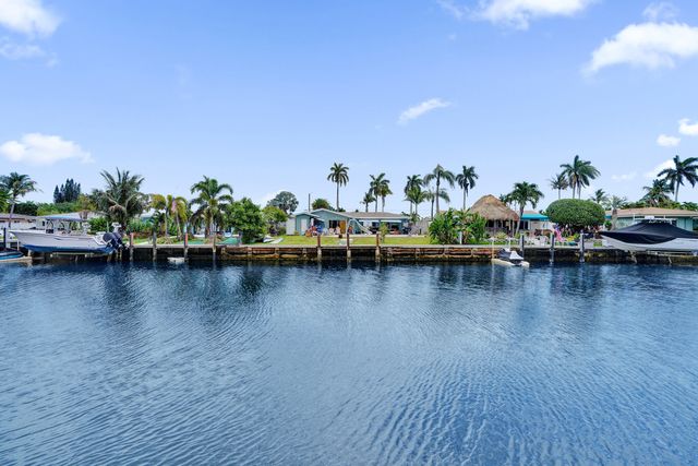 320 SE 5th Avenue, Pompano Beach, FL 33060
