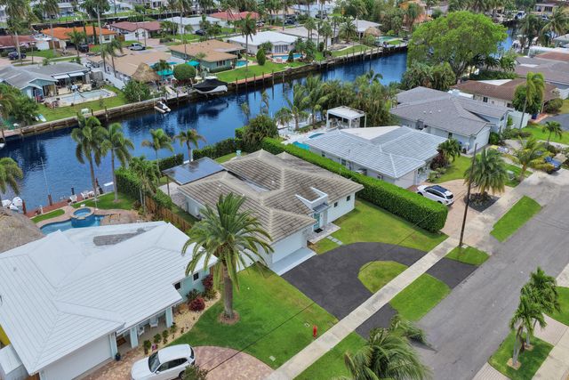 320 SE 5th Avenue, Pompano Beach, FL 33060