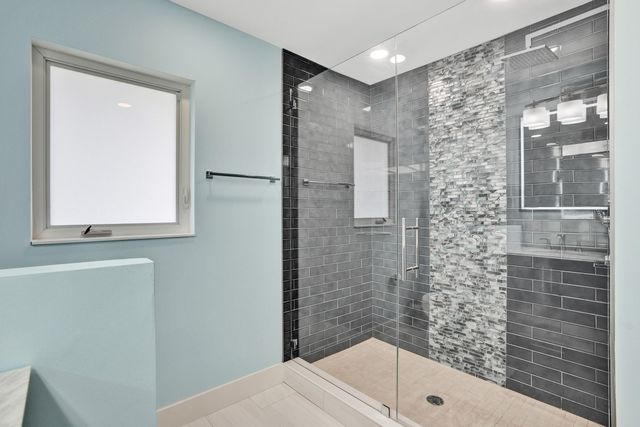 320 SE 5th Avenue, Pompano Beach, FL 33060