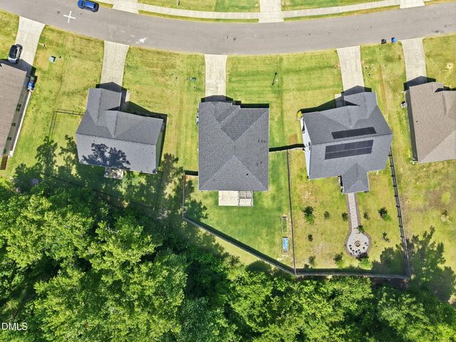123 Woodwater Circle, Lillington, NC 27546