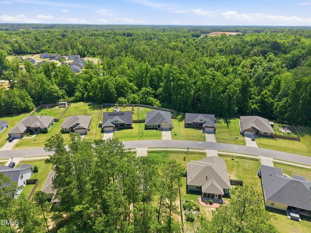 123 Woodwater Circle, Lillington, NC 27546