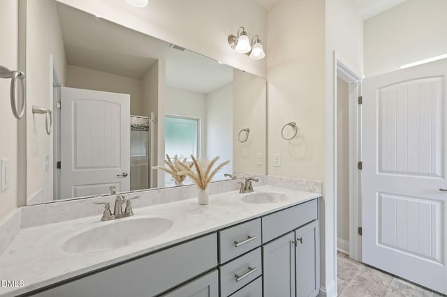 123 Woodwater Circle, Lillington, NC 27546