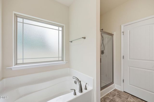123 Woodwater Circle, Lillington, NC 27546