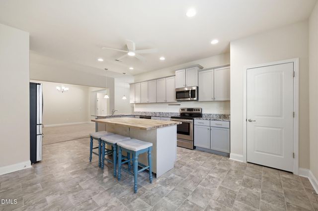 123 Woodwater Circle, Lillington, NC 27546