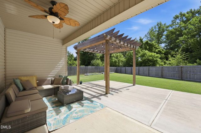 123 Woodwater Circle, Lillington, NC 27546