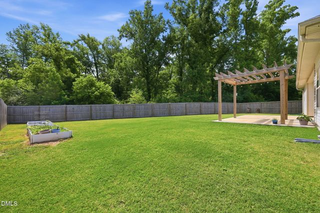 123 Woodwater Circle, Lillington, NC 27546