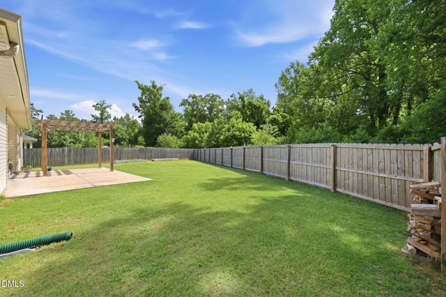 123 Woodwater Circle, Lillington, NC 27546