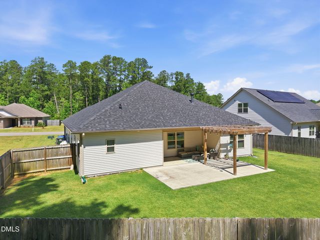 123 Woodwater Circle, Lillington, NC 27546
