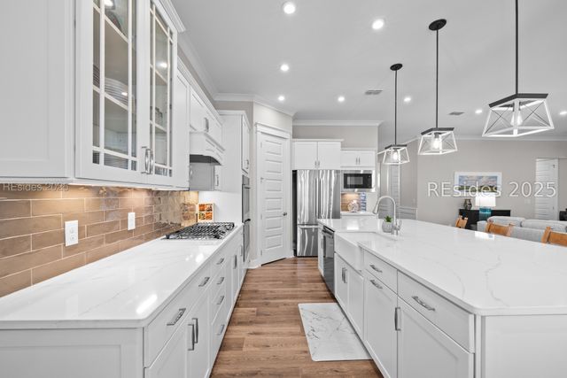 46 Carolina Oaks Ave, Bluffton, SC 29909