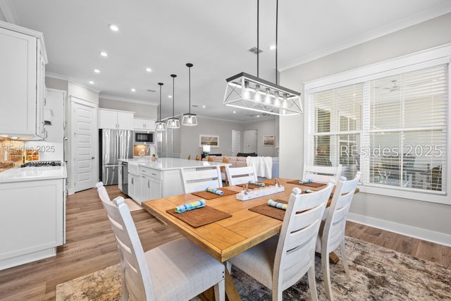 46 Carolina Oaks Ave, Bluffton, SC 29909