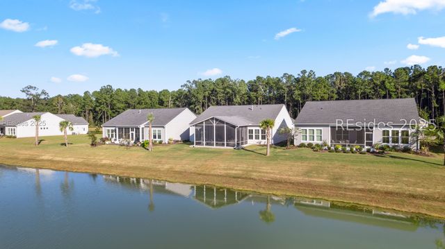 46 Carolina Oaks Ave, Bluffton, SC 29909