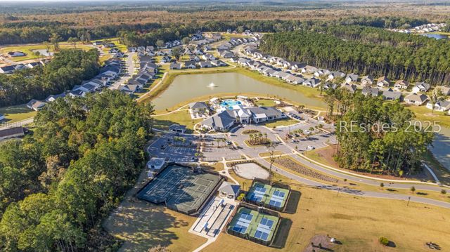 46 Carolina Oaks Ave, Bluffton, SC 29909