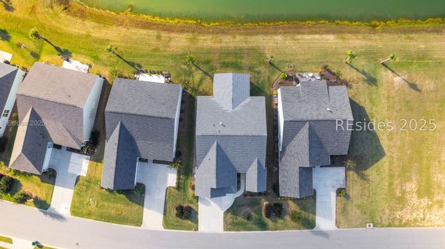 46 Carolina Oaks Ave, Bluffton, SC 29909
