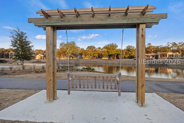 46 Carolina Oaks Ave, Bluffton, SC 29909