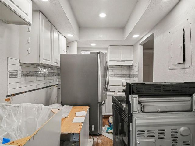 4023 LAKE BAYSHORE DRIVE 112, Bradenton, FL 34205