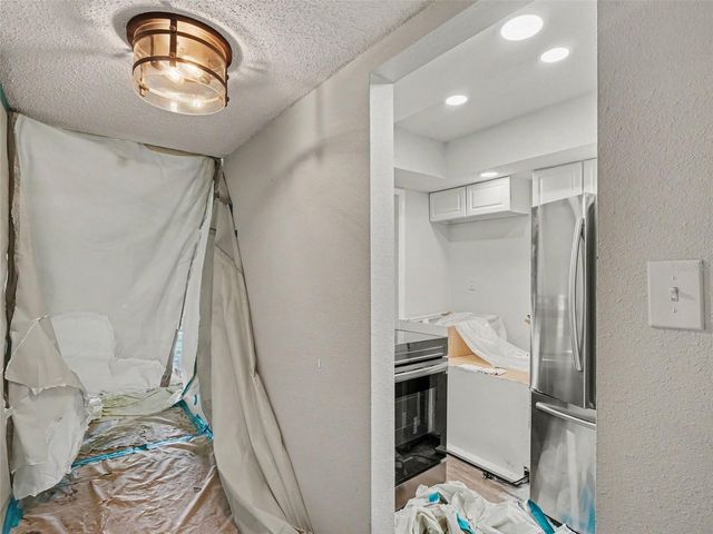 4023 LAKE BAYSHORE DRIVE 112, Bradenton, FL 34205