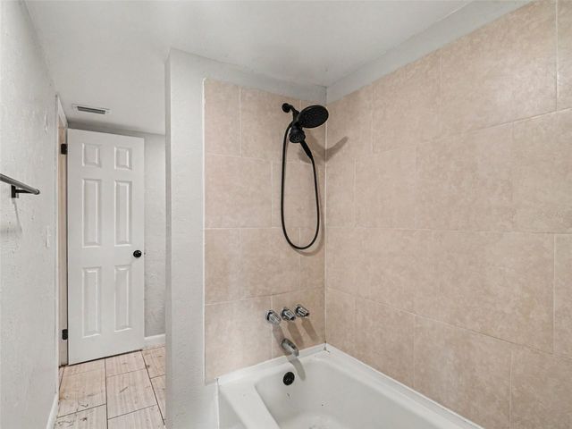 4023 LAKE BAYSHORE DRIVE 112, Bradenton, FL 34205