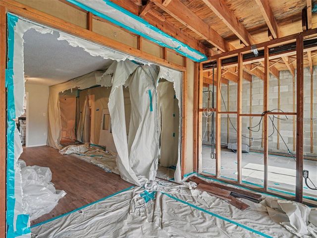 4023 LAKE BAYSHORE DRIVE 112, Bradenton, FL 34205