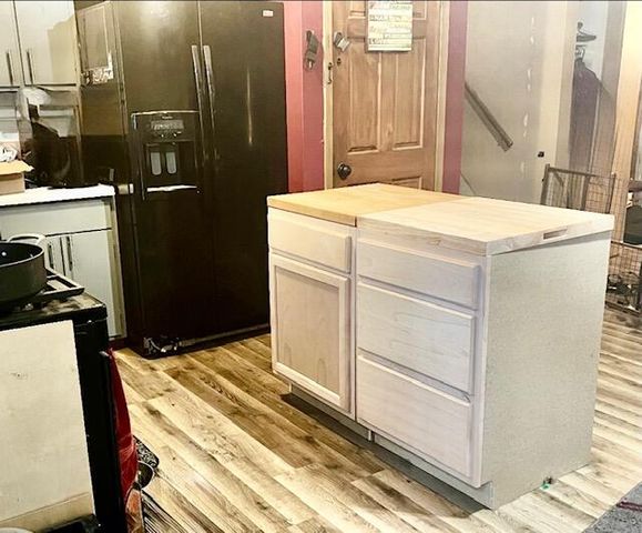 711 Shawnee Court, Lowell, IN 46356