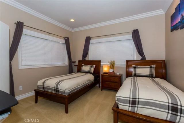 12108 S La Cienega, Hawthorne, CA 90250