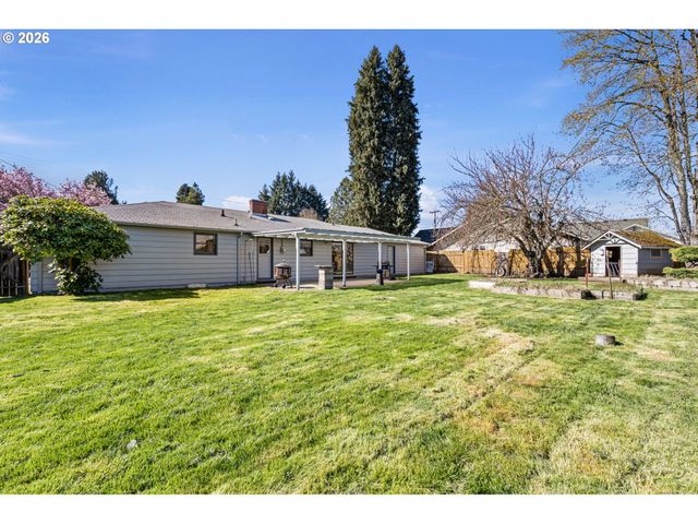 1685 EVERGREEN Dr, Eugene, OR 97404