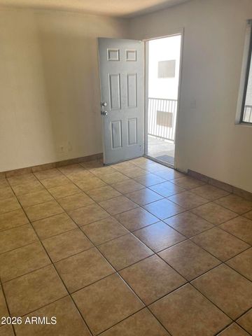 18202 N CAVE CREEK Road 206, Phoenix, AZ 85032
