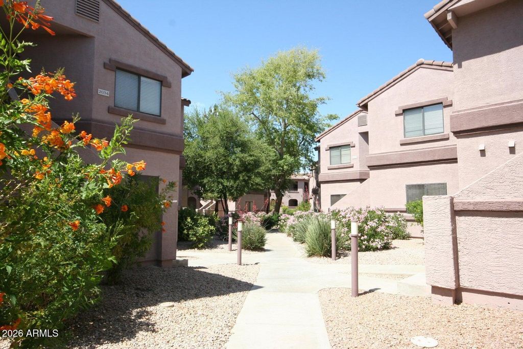 Image 2 of property listing at 9555 E RAINTREE Drive 1031, Scottsdale, AZ 85260