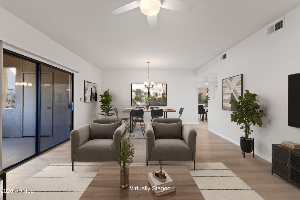 Image 4 of property listing at 9555 E RAINTREE Drive 1031, Scottsdale, AZ 85260