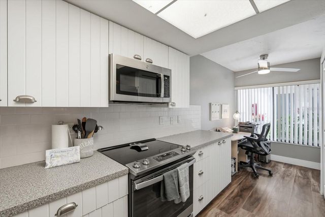 3705 E BAY DRIVE 117, Holmes Beach, FL 34217