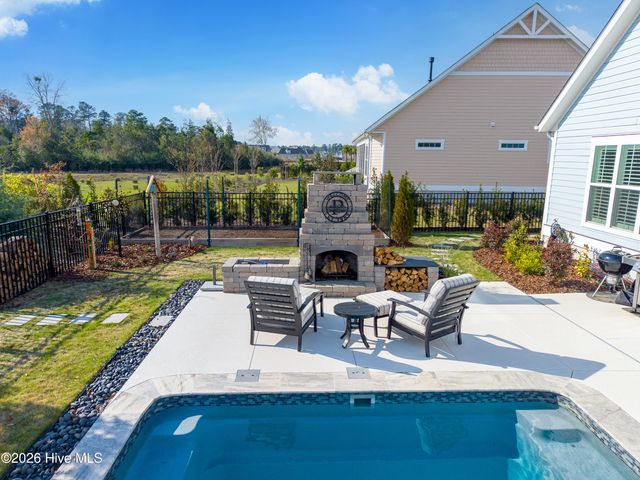 5075 Creswell Drive, Leland, NC 28451