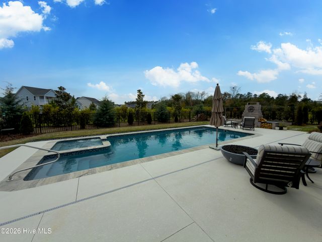 5075 Creswell Drive, Leland, NC 28451