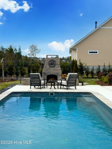 5075 Creswell Drive, Leland, NC 28451