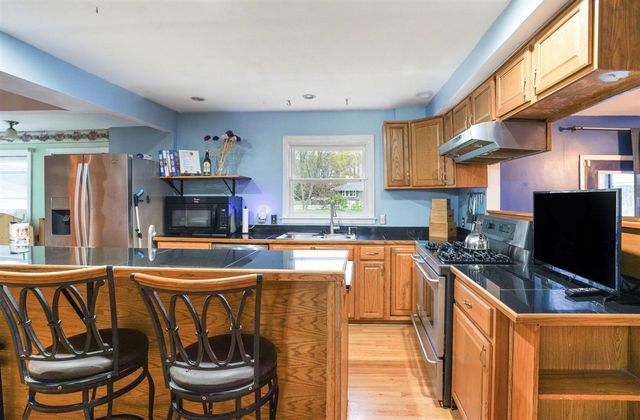 3426 Meadowcroft Avenue, Kalamazoo, MI 49004