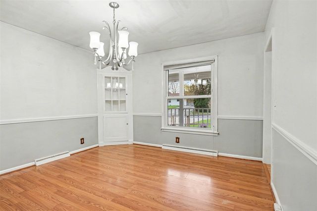3426 Meadowcroft Avenue, Kalamazoo, MI 49004